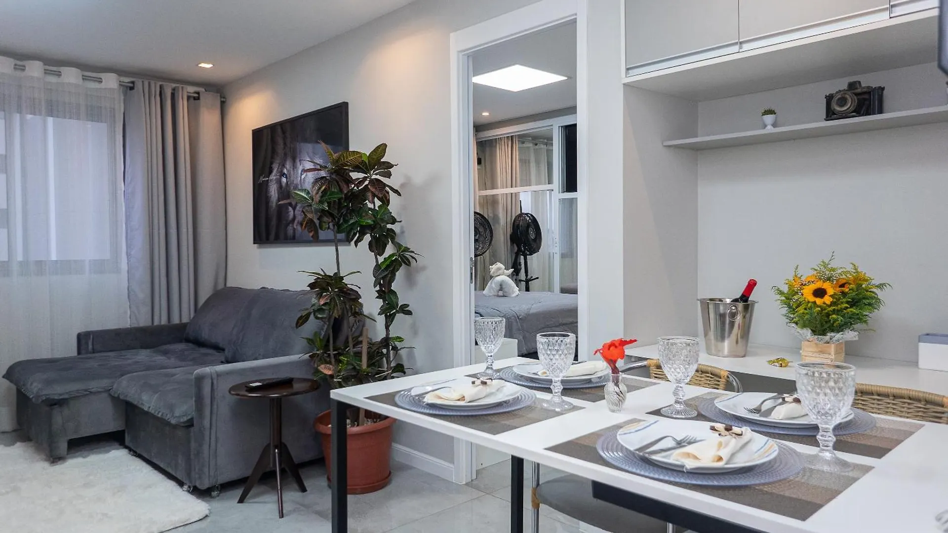 Apartamento Dos Espelhos Ao Lado Do Metro Na Vila Prudente Sao Paulo 0*,